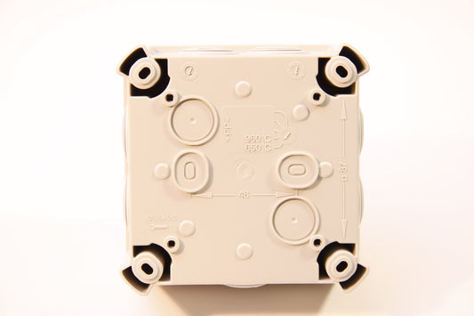 Puszka instalacyjna 114x114x57 natynkowa T60 IP66 500V, BETTERMANN