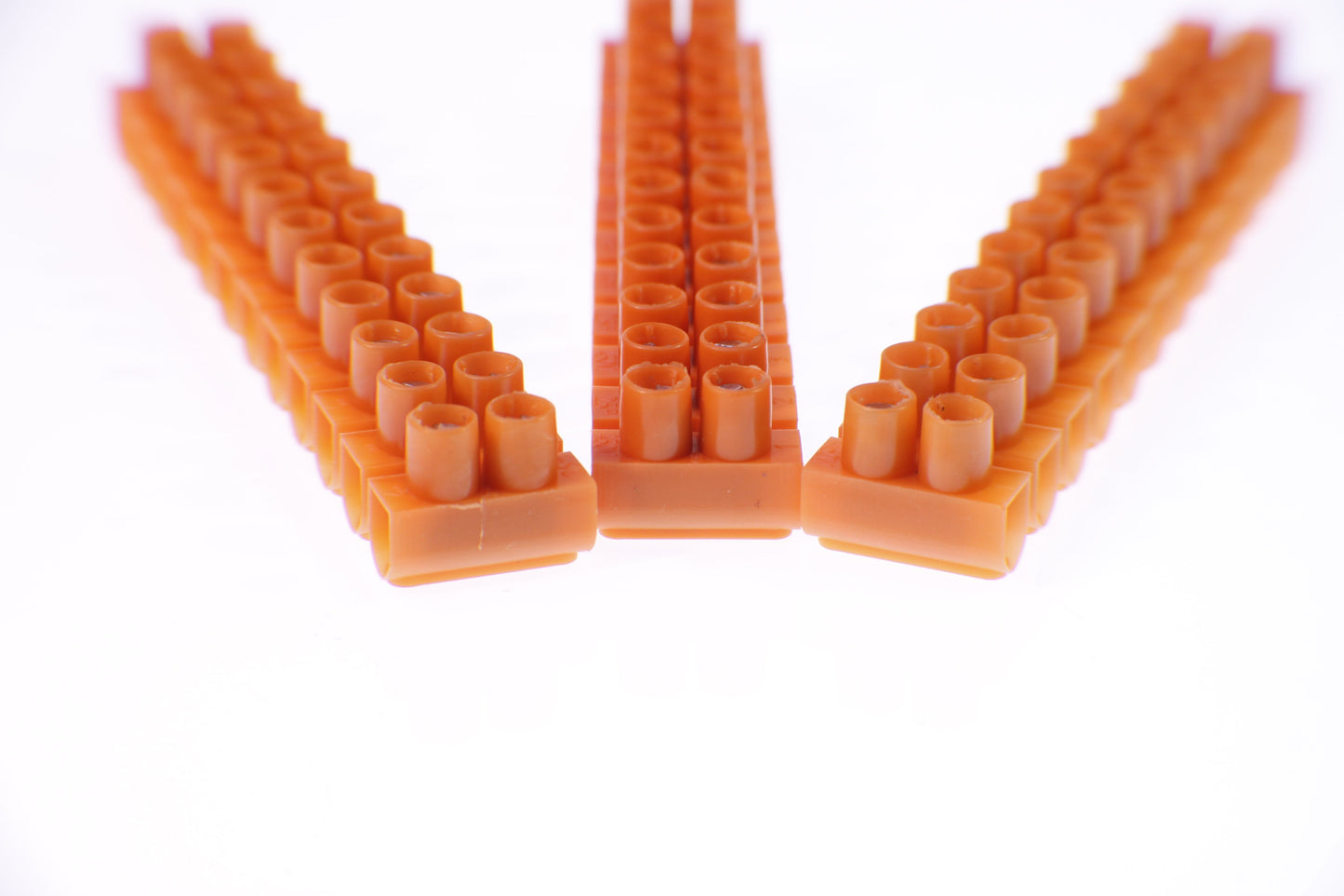 12-track screw terminal block, 2.5mm2, orange